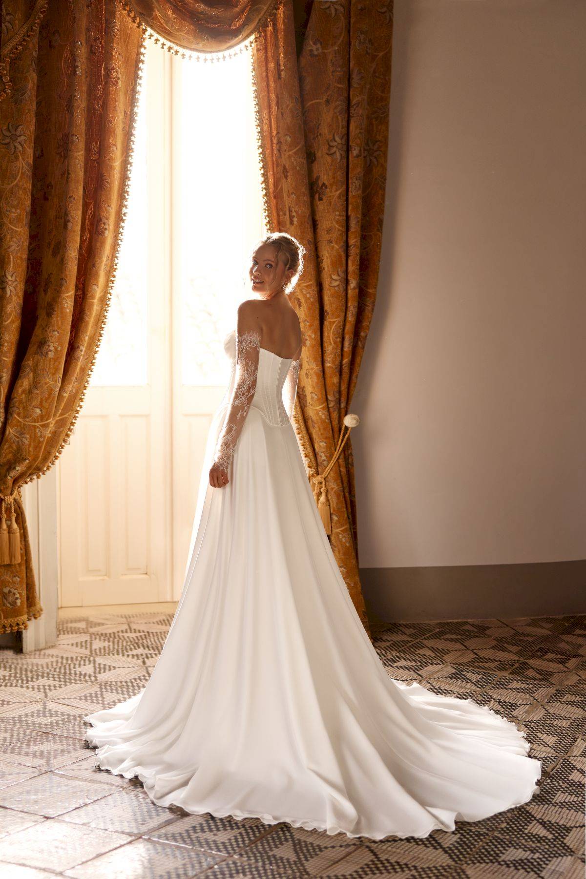 Robe de mariée princesse Sudessa Anna Sposa
