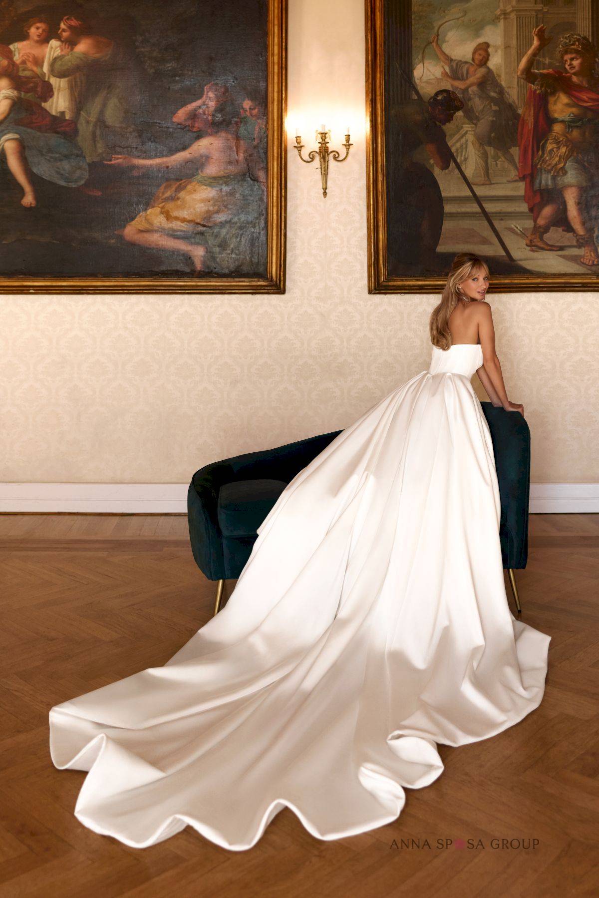 Yaroslava : robe de mariée minimaliste