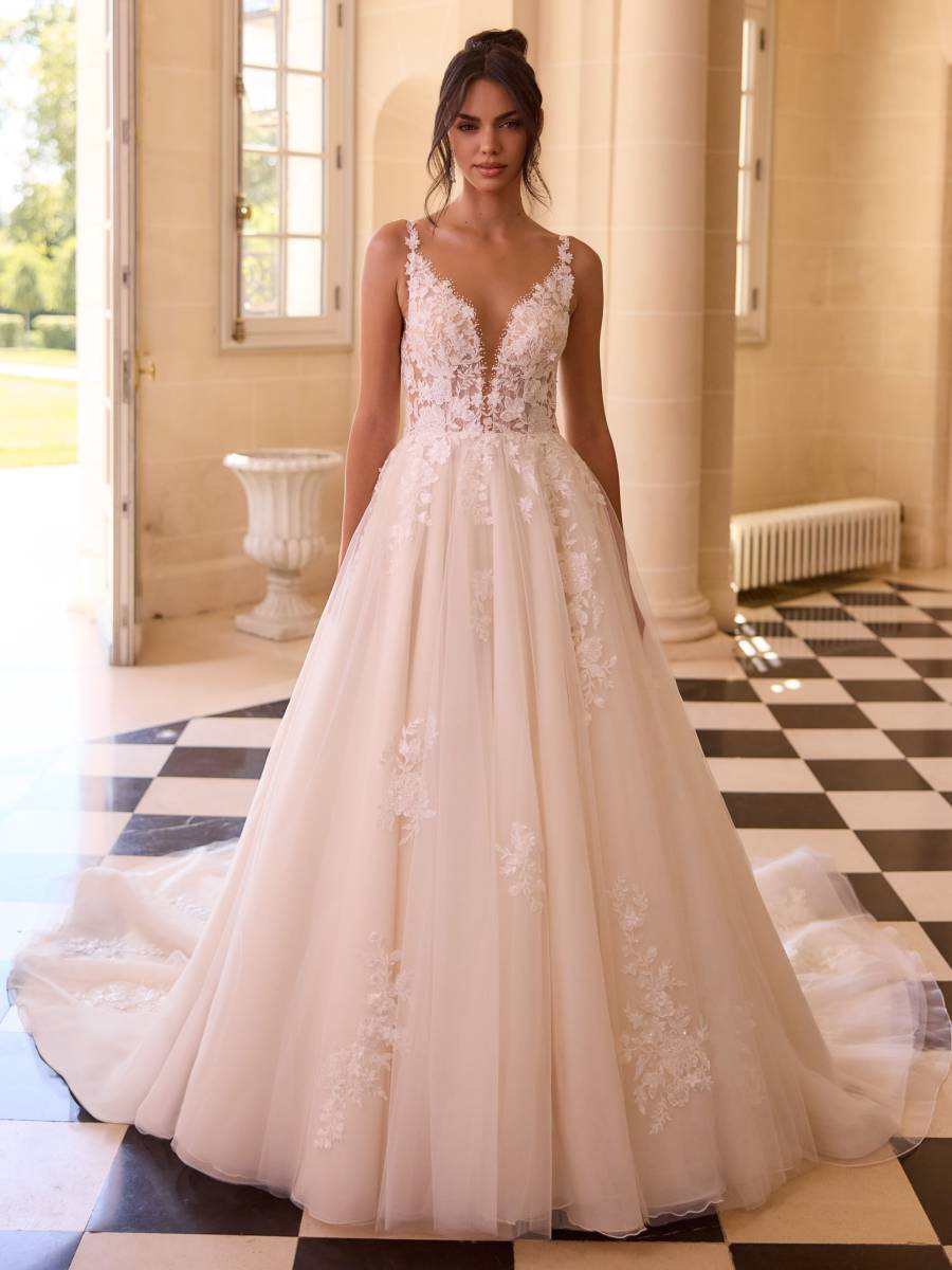 Robe de mariée princesse Corinna Bianco Evento