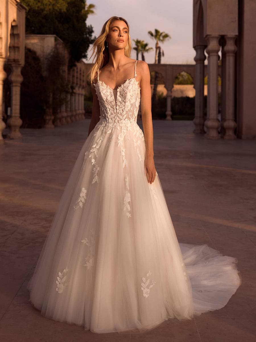 Robe de mariée princesse Kaia Bianco Evento