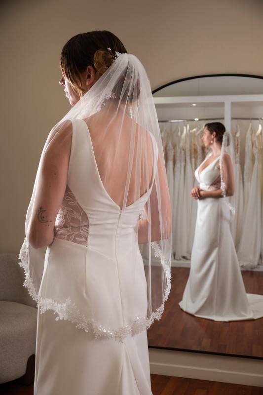 Voile de mariée court bordures dentelles