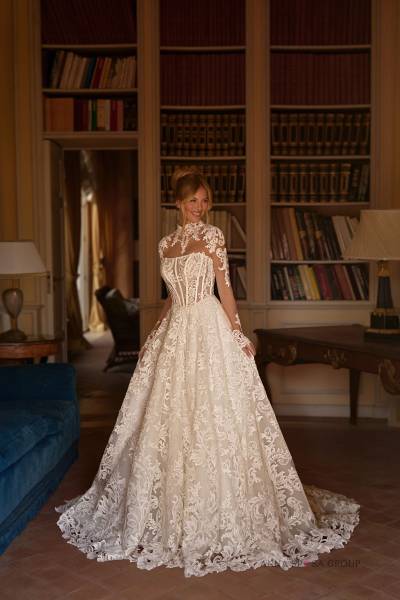 Devant de la robe de mariée princesse blamia avec body