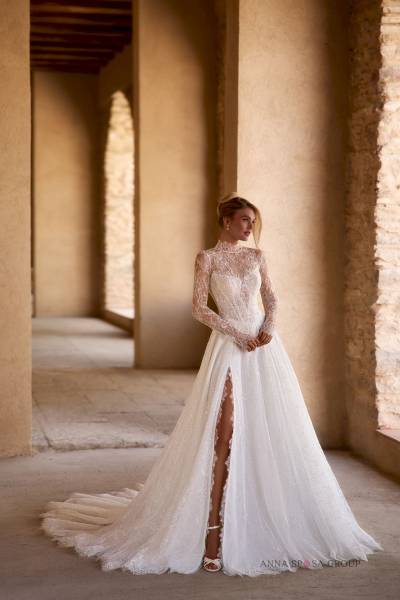 Devant de la robe de mariée princesse Sirella avec boléro