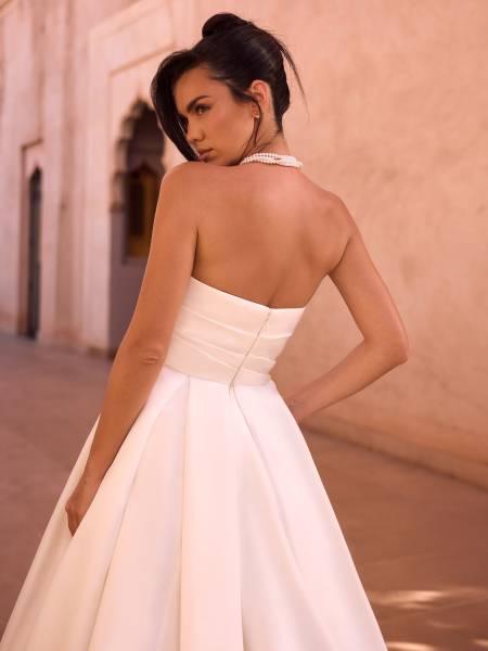 Robe de mariée minimaliste Kamala Bianco Evento
