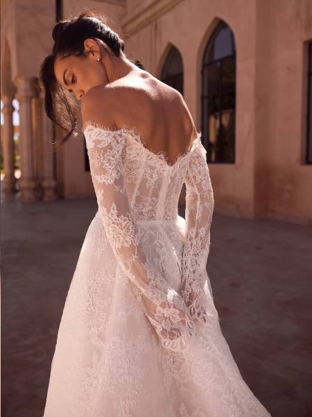 Robe de mariée princesse dentelle Petra Bianco Evento